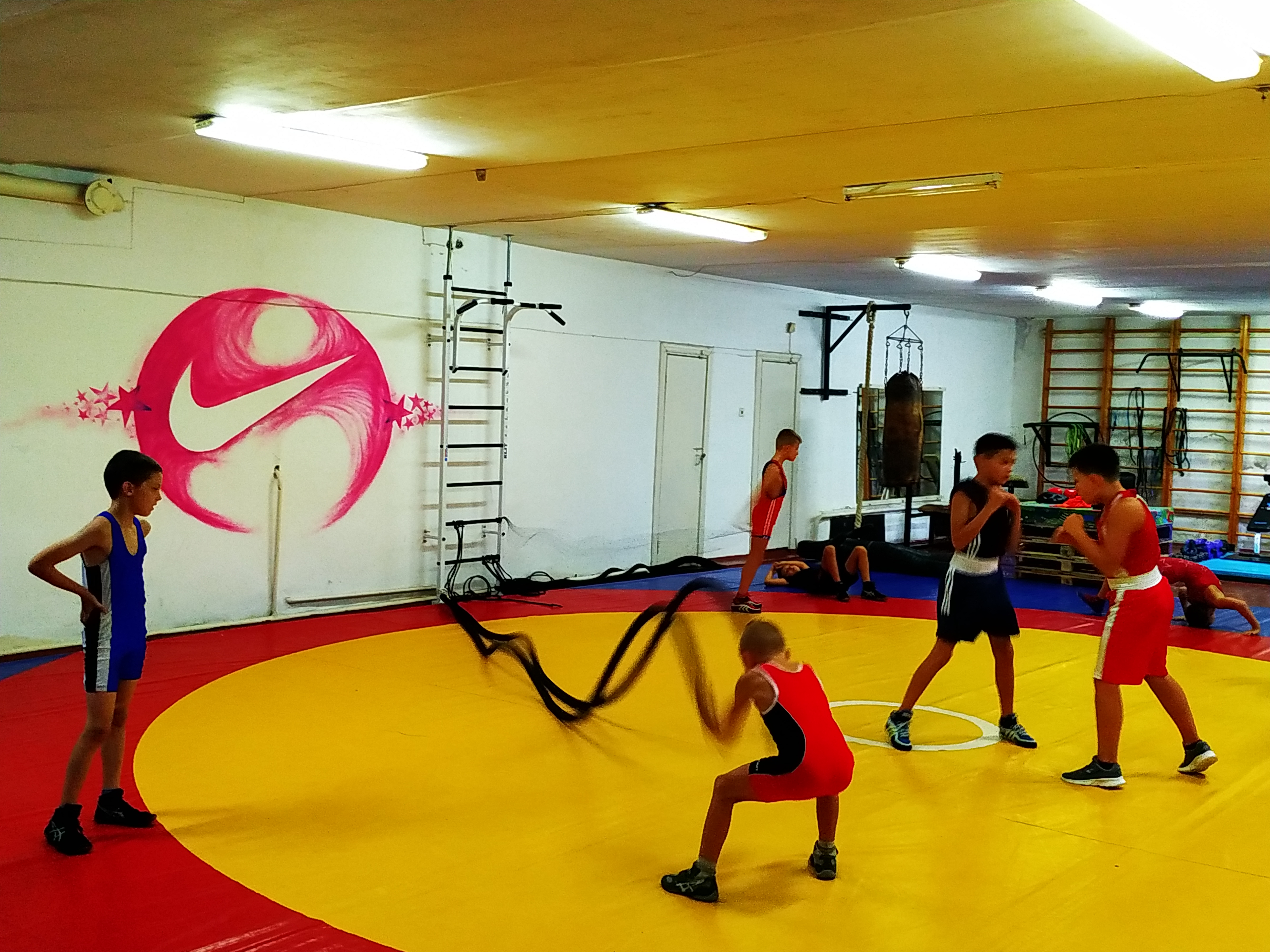 Робота на базах